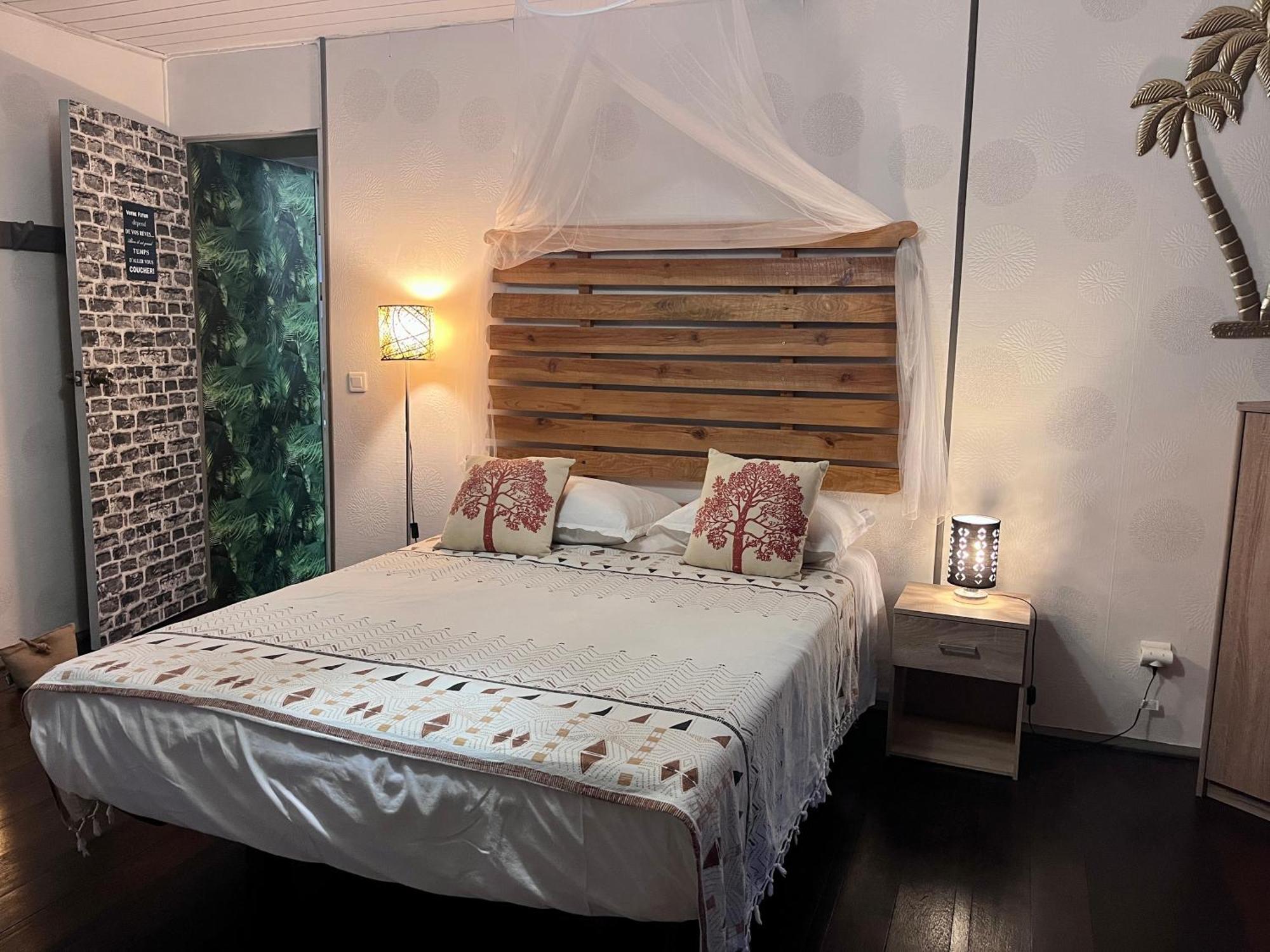 Faaora Lodge, Little Paradise 哈皮蒂 外观 照片