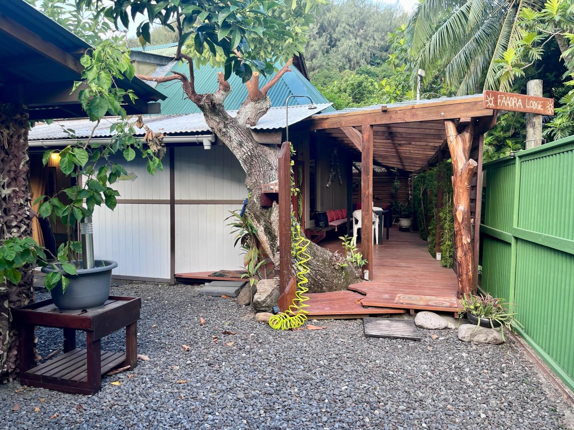 Faaora Lodge, Little Paradise 哈皮蒂 外观 照片