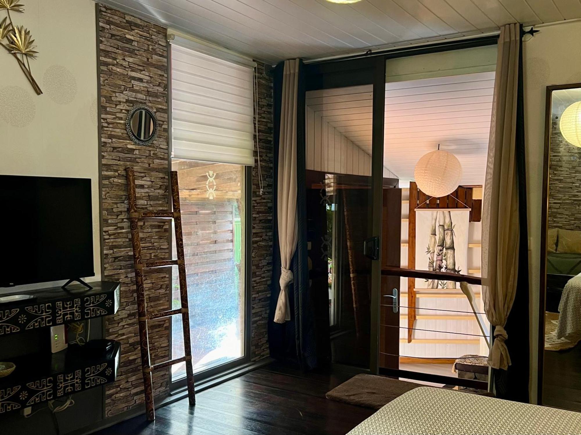 Faaora Lodge, Little Paradise 哈皮蒂 外观 照片